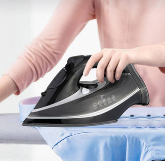How to use the steam iron?